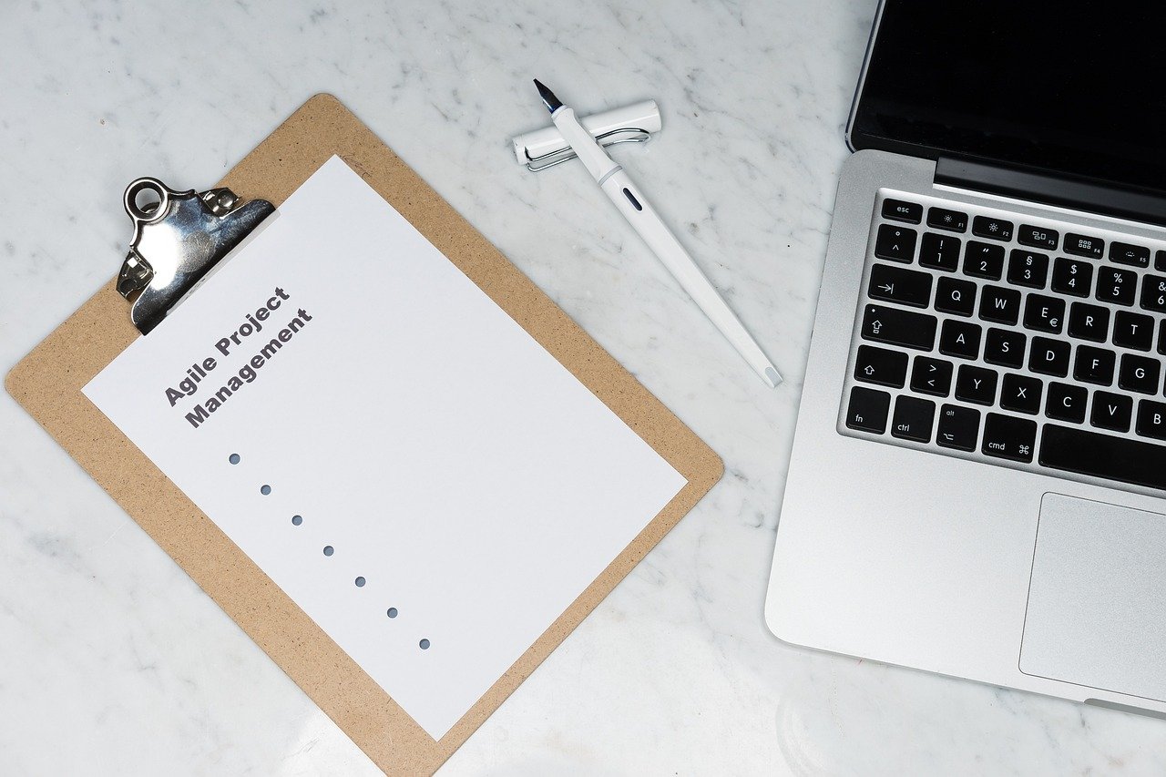 g59e8bec318004fb3cf554253e084eb001a160ce9a0fdc480abc59382ebf02abd073090c00f594293e55742a0b58b23c73fb09c56fc2d12b055e885b94c96a78f 1280 5235092 project management, product management, company, success, business, entrepreneur, progress, career ladder, competence, start-up, begin, list, laptop, ideas, mockup, project management, project management, project management, project management, project management